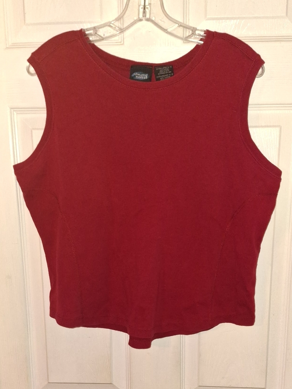 Athletic Works Deep Red Women's Sleeveless Tank Top